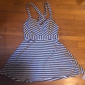 Black and white criss cross back dress